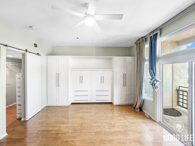 Building Photo - Beautiful Studio in North Park with Walk-I...