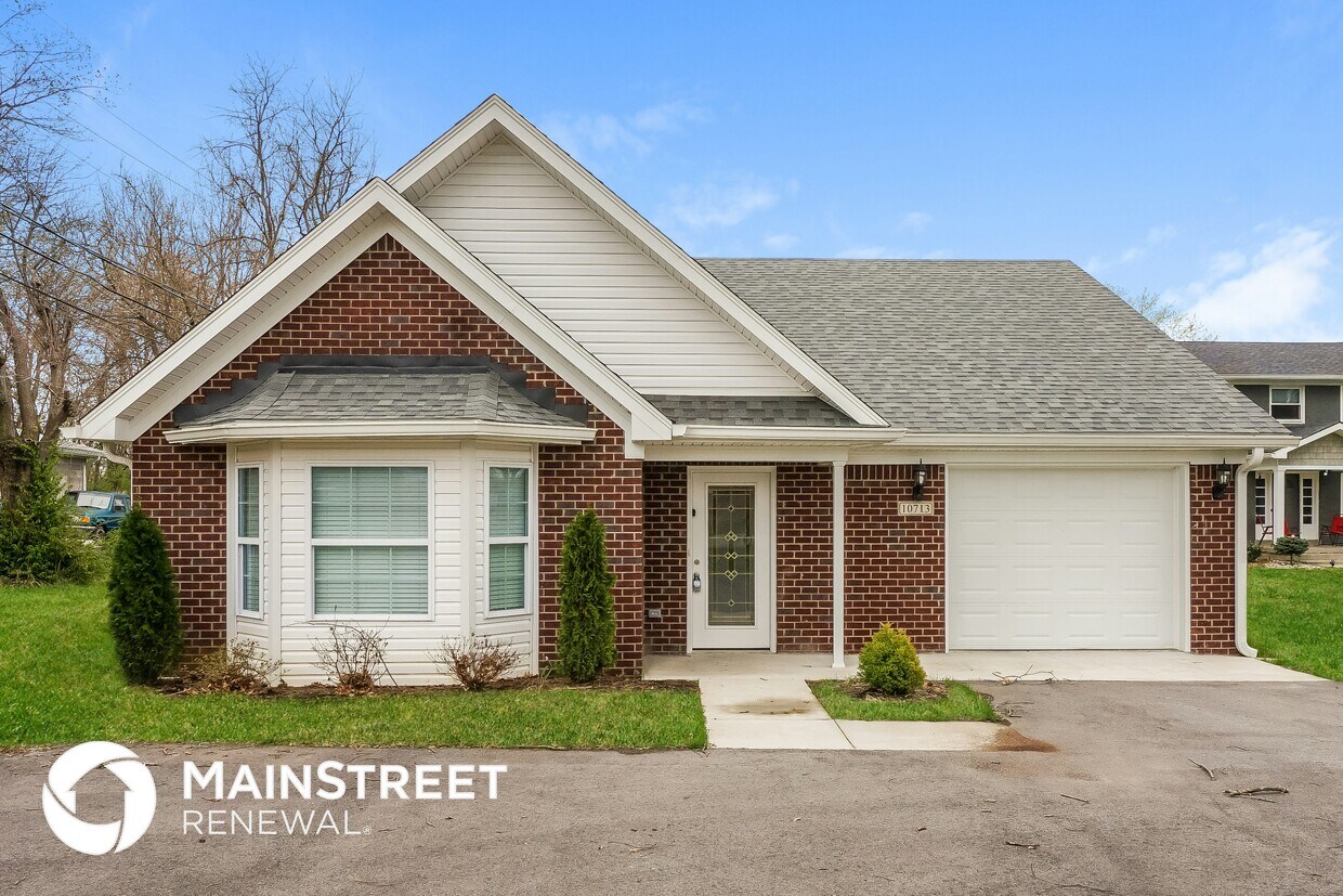 Foto principal - 10713 Deering Rd
