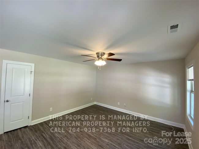 Foto del edificio - 1418 Ontario Dr