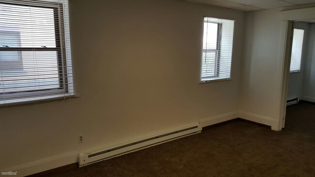 Foto del edificio - 409 W Bancroft St