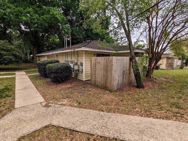 Foto del edificio - 7002 Lanier Dr