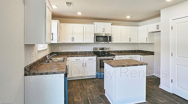 Building Photo - 1118 Stella Ct