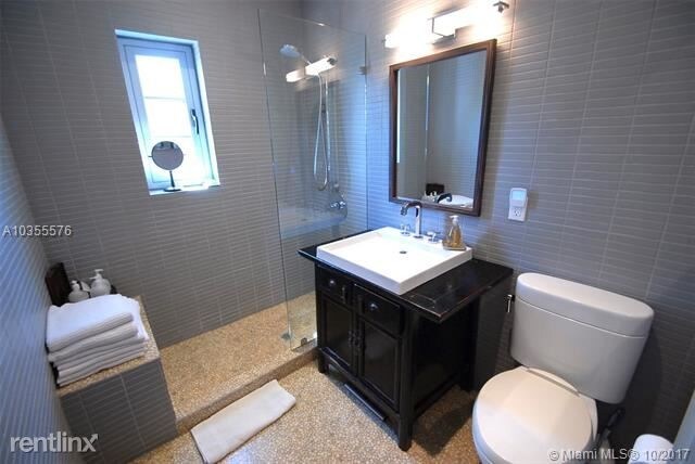 Foto del edificio - 1 br, 1 bath Condo - 840 Michigan Ave #6