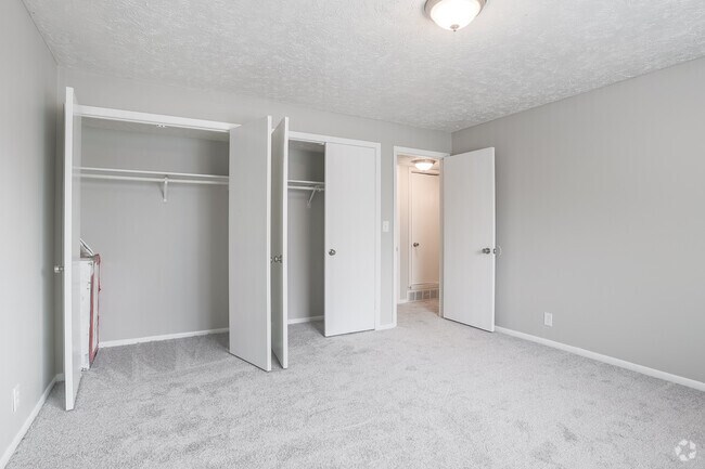 2HAB, 2BA - 1,160 ft² - Fontainebleau Apartments