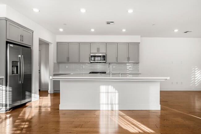 Building Photo - 37633 Salt Grass Rd