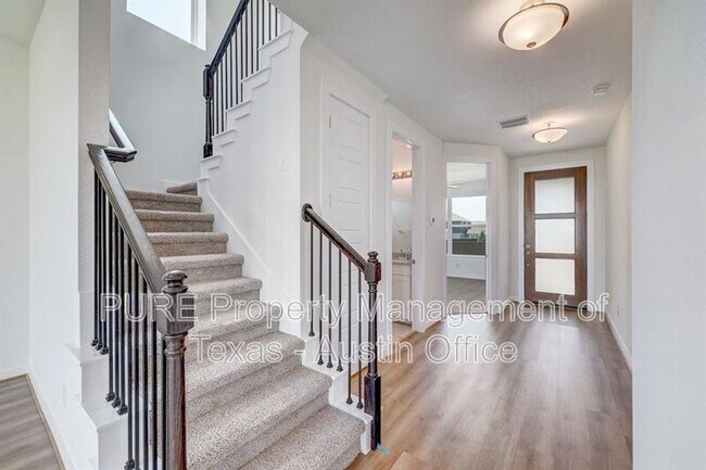 Foto del edificio - 4311 Port Hope St