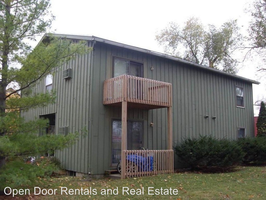 119 N Lee St, Garrett, IN 46738 Room for Rent in Garrett, IN