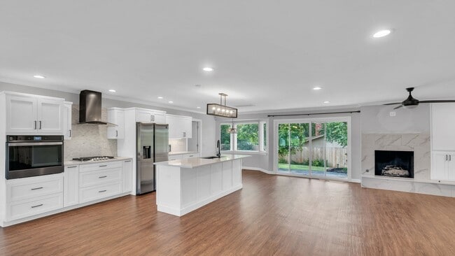 Building Photo - Midtown Tulsa | 3 Bed | 2 Bath |