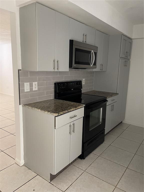Building Photo - 7437 Belle River Ct