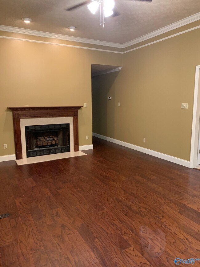 Building Photo - 22240 Choctaw Ln