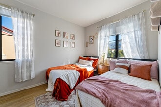 Building Photo - K Street Flats