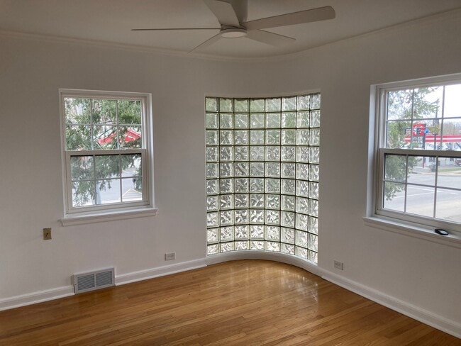 habitación 2 - 936 42nd St