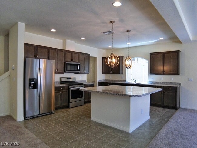 Foto del edificio - 6408 Tamber Bay Rd