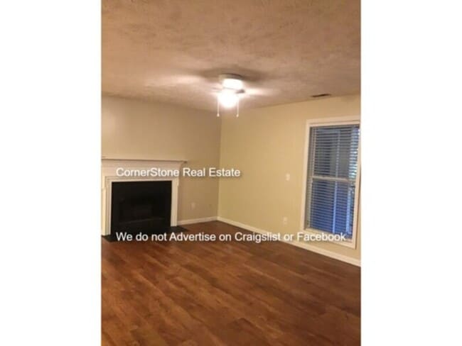 Foto del edificio - 1925 Sardonyx Rd