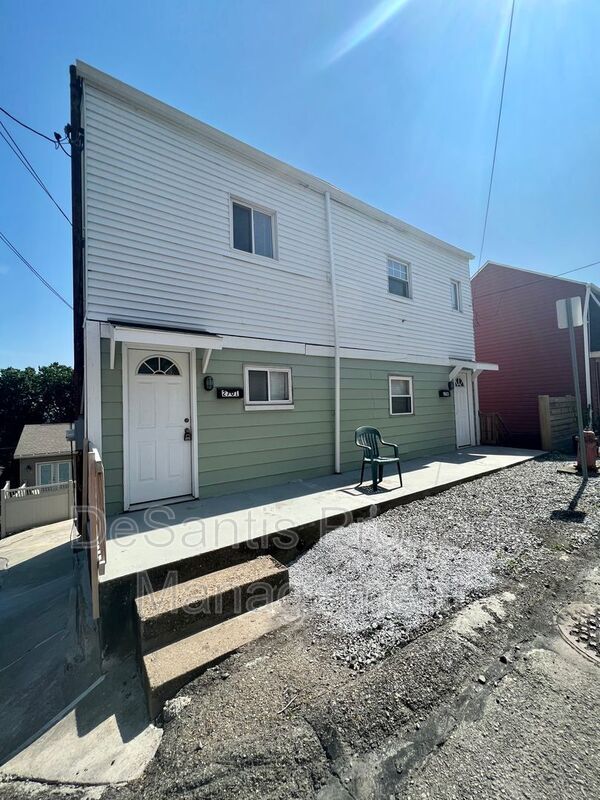 Building Photo - 2701 Oakely Way