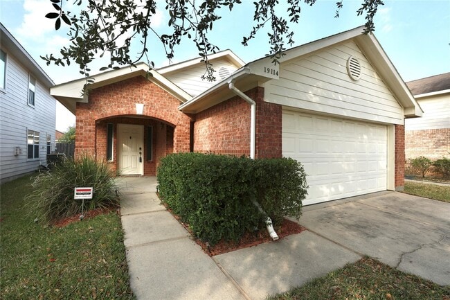 Building Photo - 19114 Yellow Thrush Dr