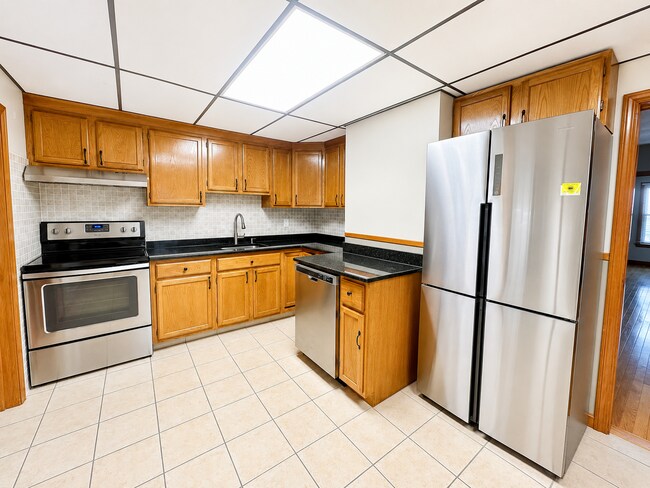 Cocina - 210 Walnut St