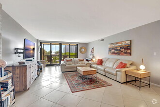 Building Photo - 3420 S Ocean Blvd
