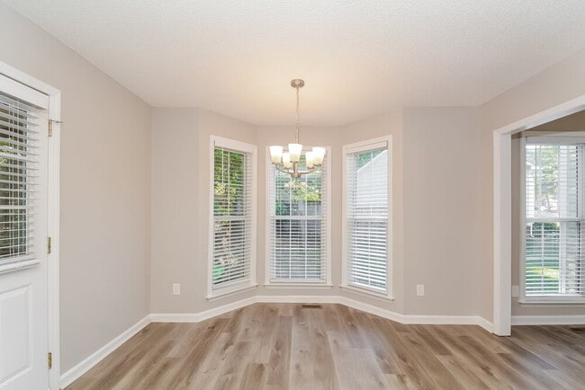 Building Photo - 1005 Henchman Ct
