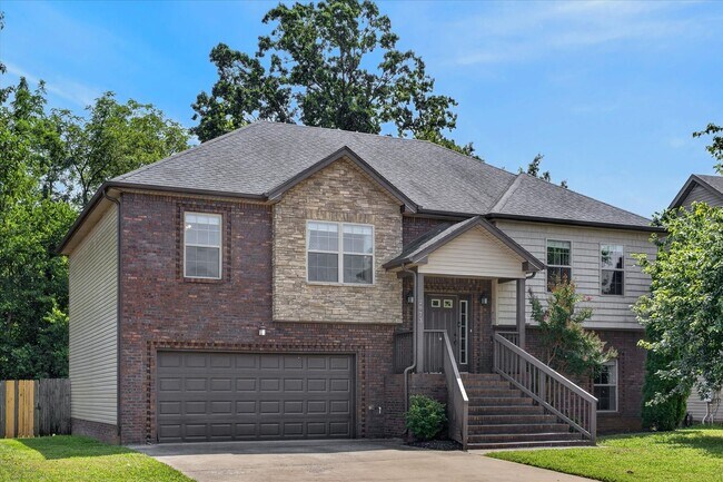 Foto del edificio - 2973 McManus Cir