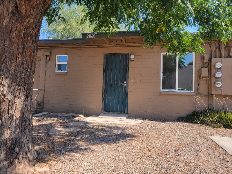 Primary Photo - 2860 N Alvernon Way