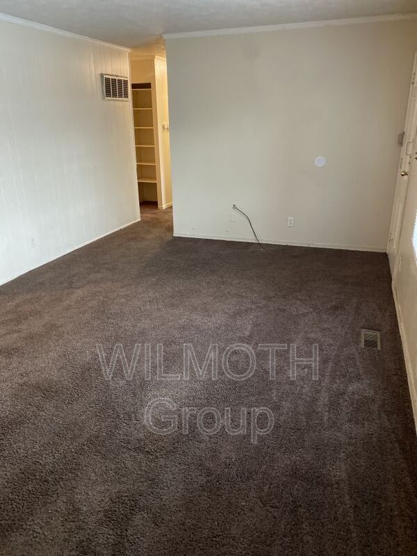 Building Photo - 4322 N Edmondson Ave