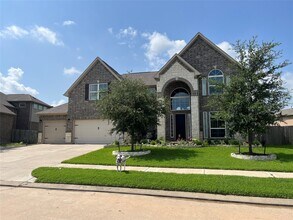 Building Photo - 31903 Dunham Lake Dr