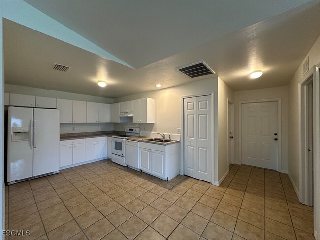 Foto del edificio - 4529 21st St SW