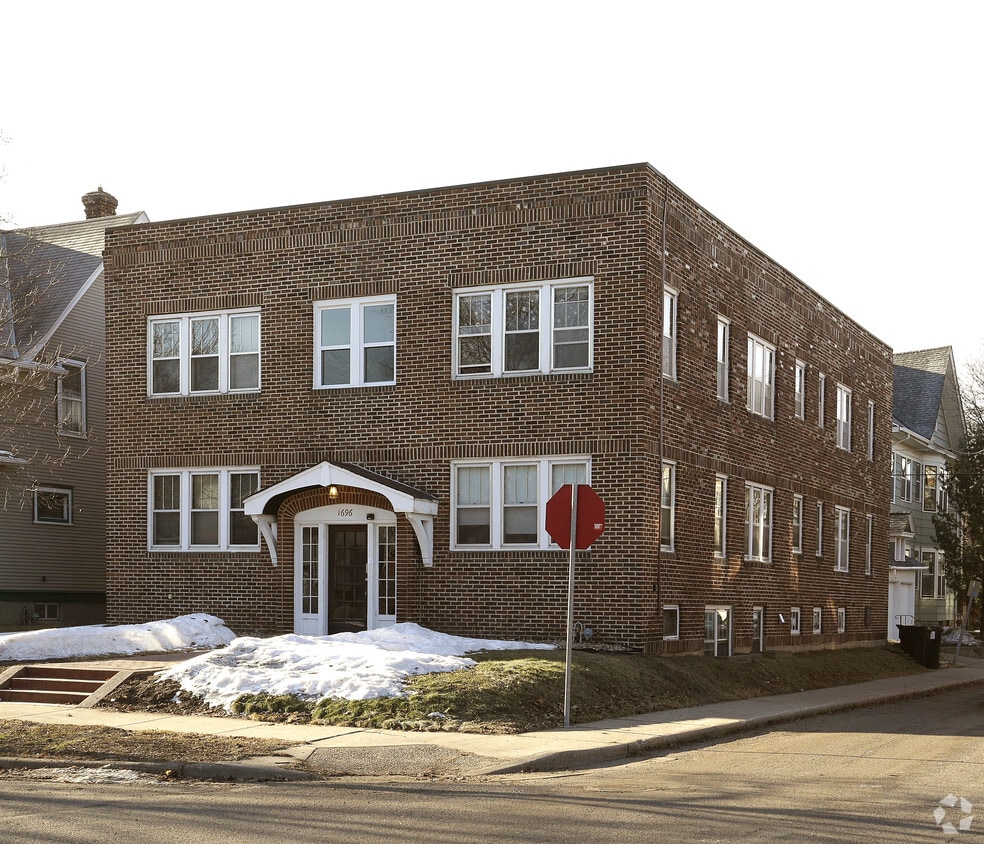 1696 Hague Ave, Saint Paul, MN 55104 1696 Hague Ave Saint Paul, MN