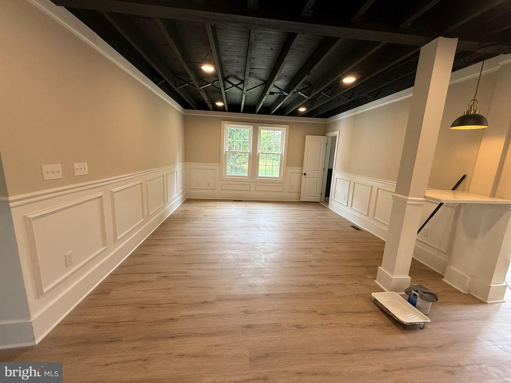 Foto principal - 10141 Liberty Rd