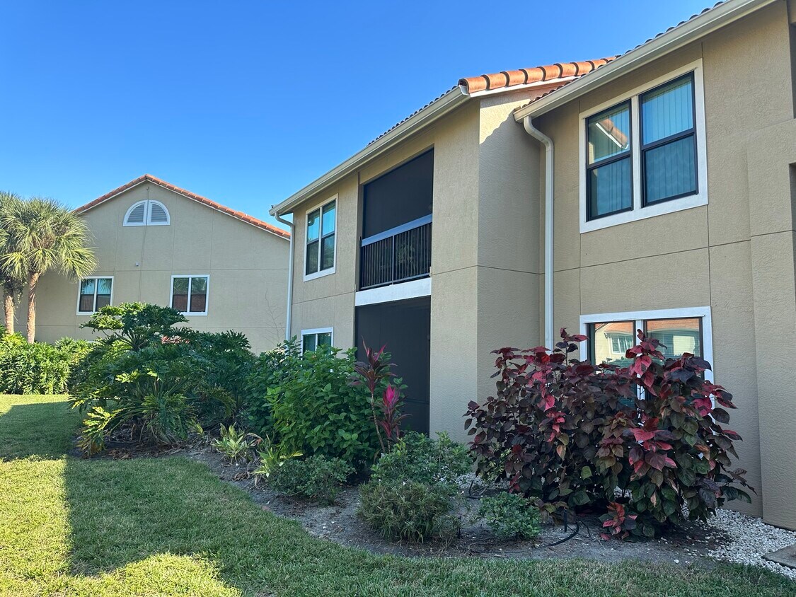 4041 Crockers Lake Blvd Unit 2118, Sarasota, FL 34238 Condo for Rent