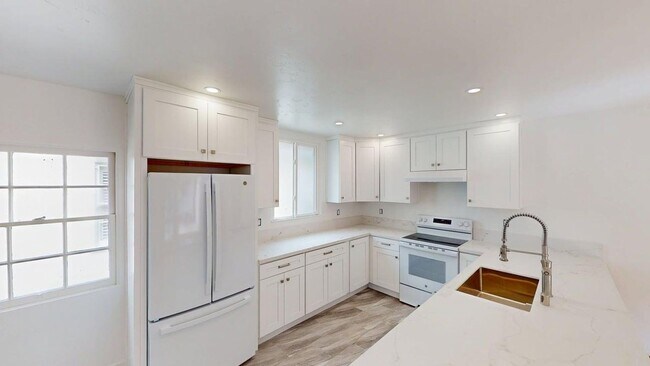 Foto del edificio - 750 F Ave