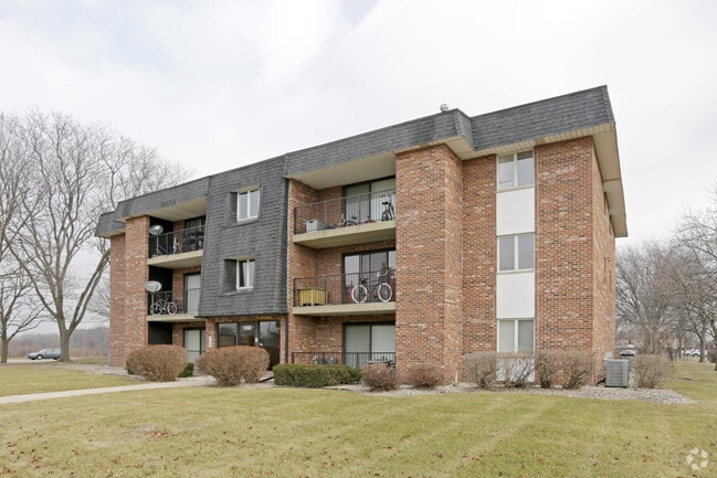 Heritage Manor Apartments - Heritage Manor