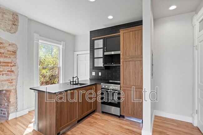 Foto del edificio - 2224 E 14th Ave