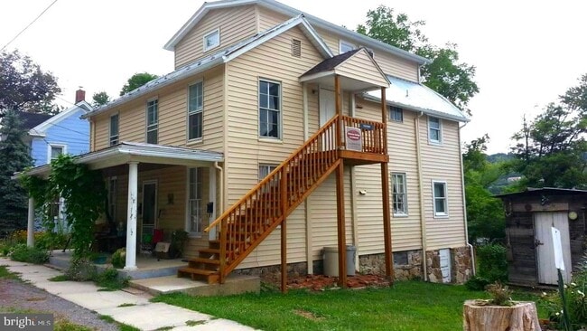 Building Photo - 312 Wilkes St