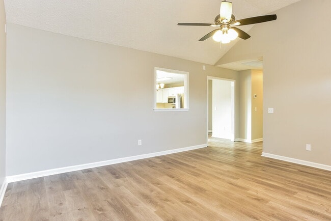 Building Photo - 3415 Westbrook Dr