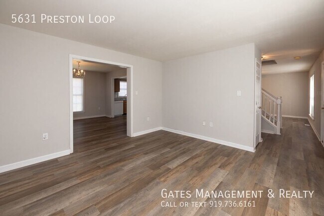 Foto del edificio - 5631 Preston Loop
