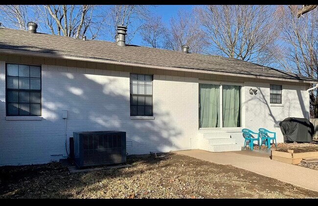 Foto del edificio - 2134 Garland Ave