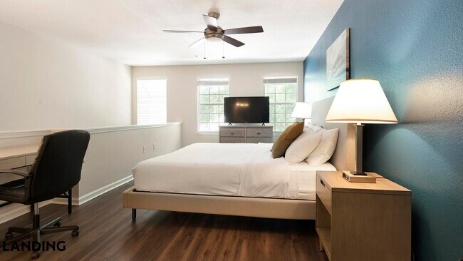 Foto del edificio - 2801 Biltmore Park Dr
