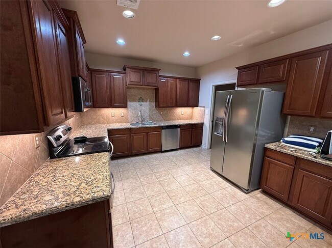 Foto del edificio - 976 Parkview Dr