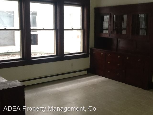 Building Photo - 532-546 S 3rd St W