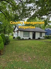 Building Photo - 4105 S Westnedge Ave