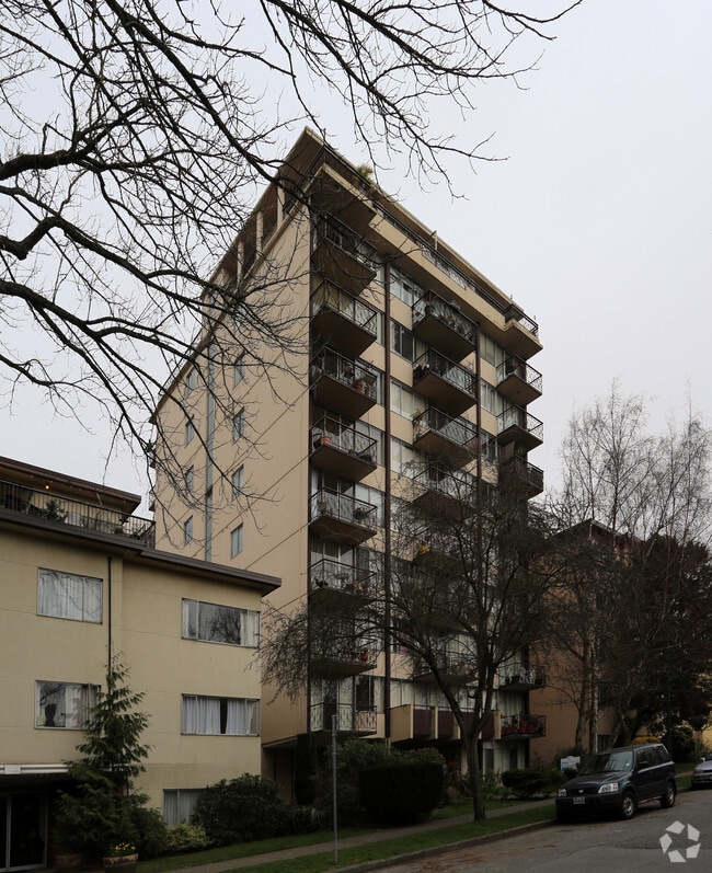 Building Photo - El Presidente