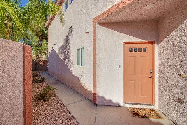 Building Photo - Summerlin west home