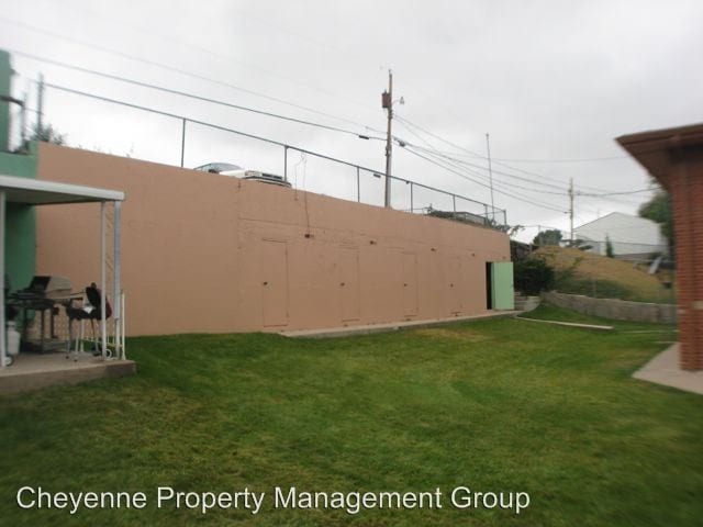 Building Photo - 1745 Oxford Dr