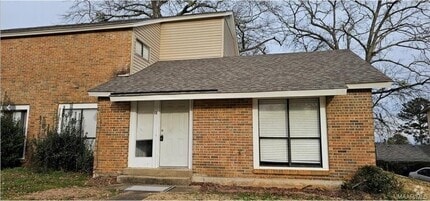 Building Photo - 13 Pineywood Ct