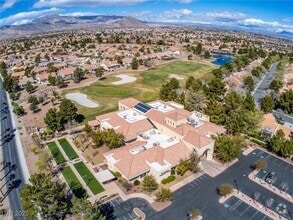 Building Photo - 8832 Villa Ridge Dr
