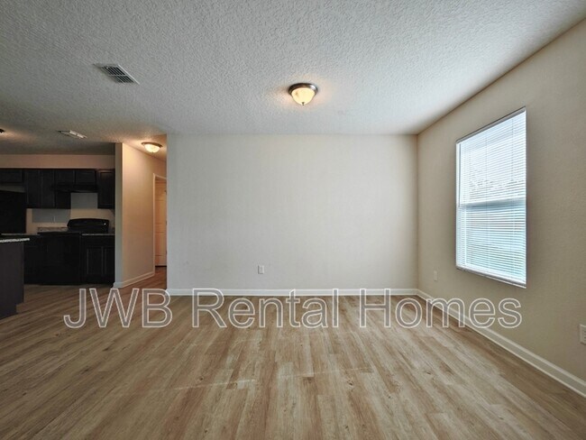 Foto del edificio - 2905 W 16th St