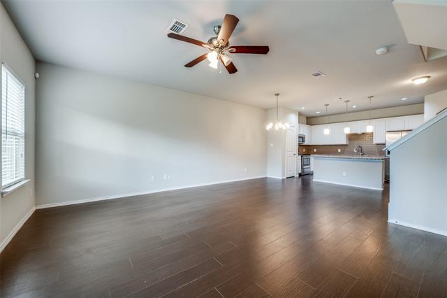 Building Photo - 5007 Sanger Cir Dr