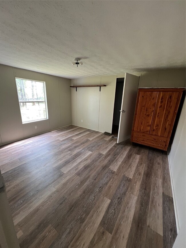 Foto del edificio - 11384 Oakwood Dr
